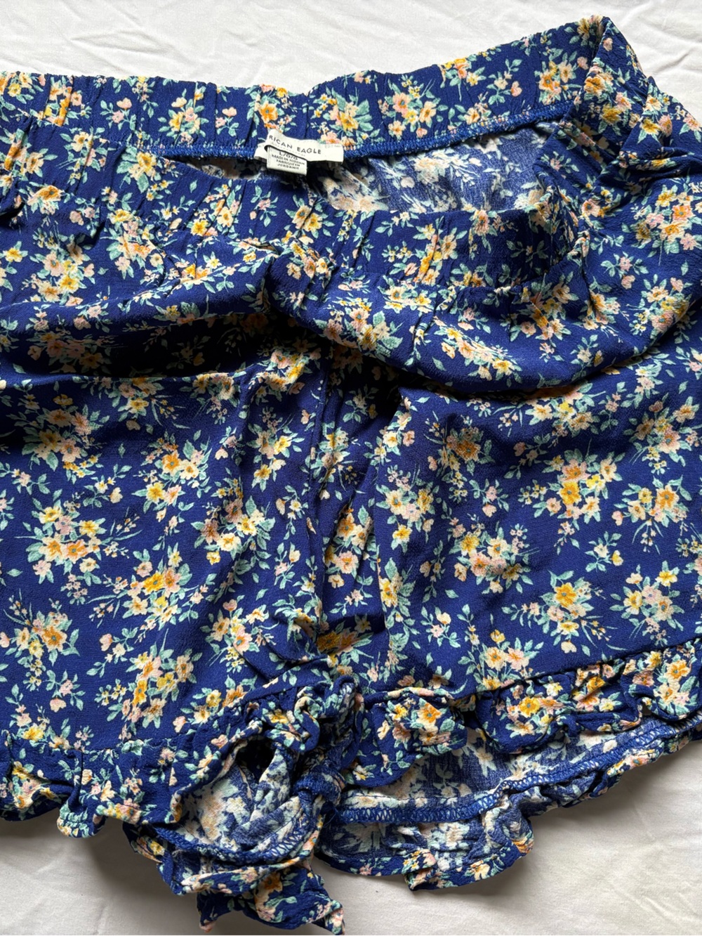 American Eagle Outfitters Blue Floral Ruffle Shorts